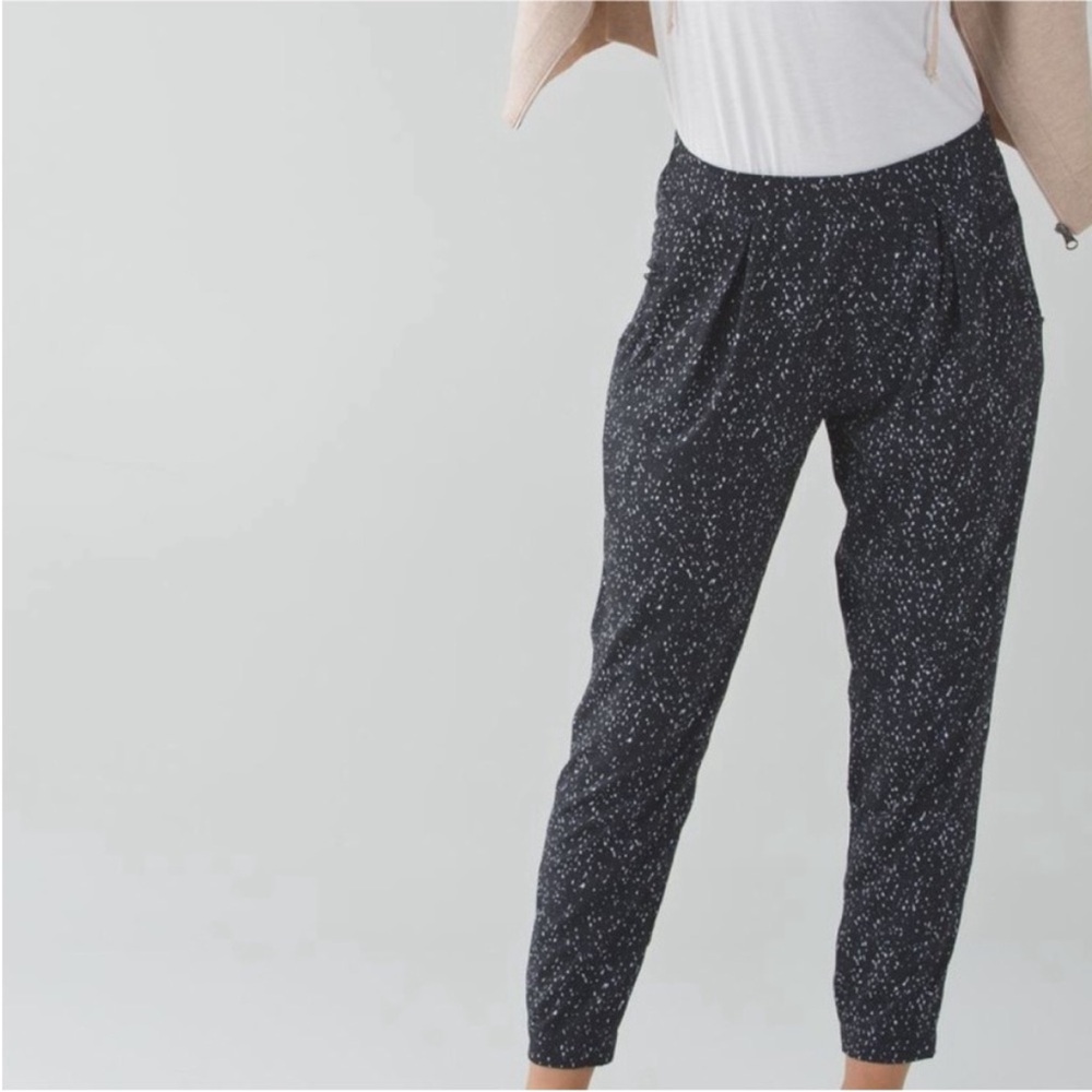 Lululemon Athletica & go city Butterfly Joggers